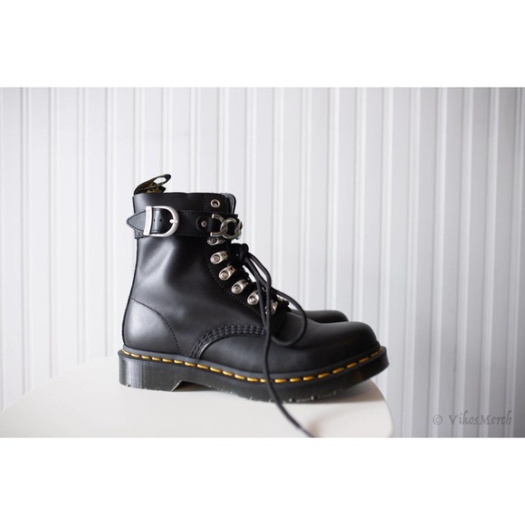 Dr. Martens 1460 PASCAL WOMEN'S CHAIN LEATHER LACE UP BOOTS 8 Ladies - Picture 3 of 5
